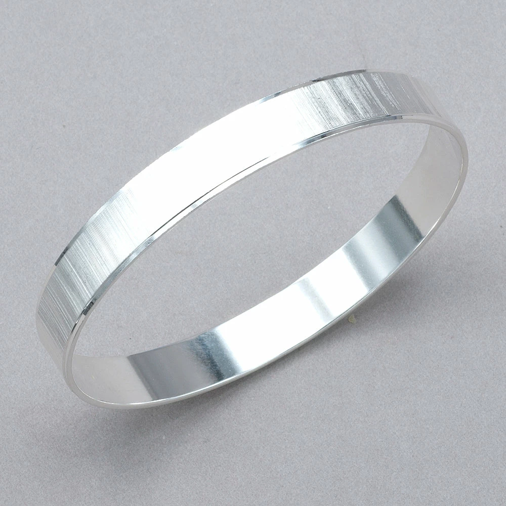 Bracelets Holly Yashi Roxy Bangle Bracelet 4 Bracelets Holly Yashi Roxy Bangle Bracelet