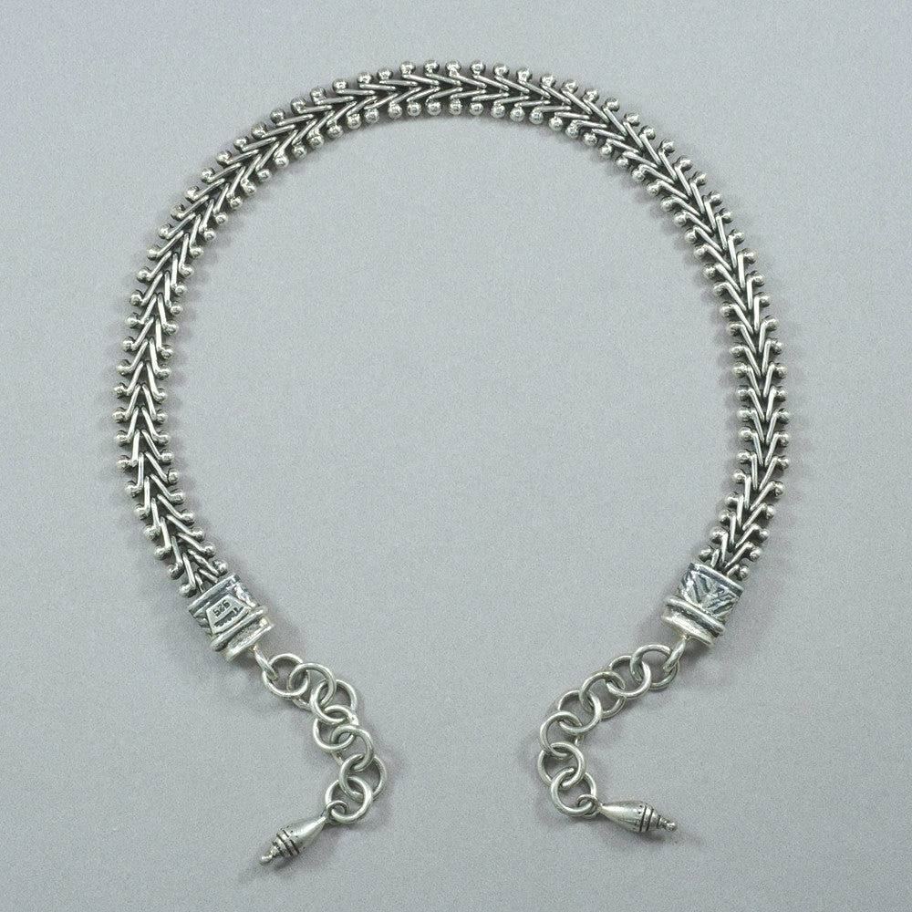 Tabra Narrow V-Mesh Anklet AK25 3 Tabra Narrow V-Mesh Anklet AK25