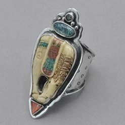 Rings Tabra Carved Horse Ring