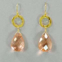 Holly Yashi Lucinda Earrings