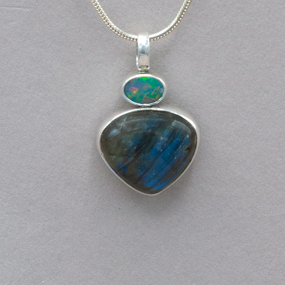 Mystical Madness Labradorite Pendant Pendants 3 Mystical Madness Labradorite Pendant Pendants